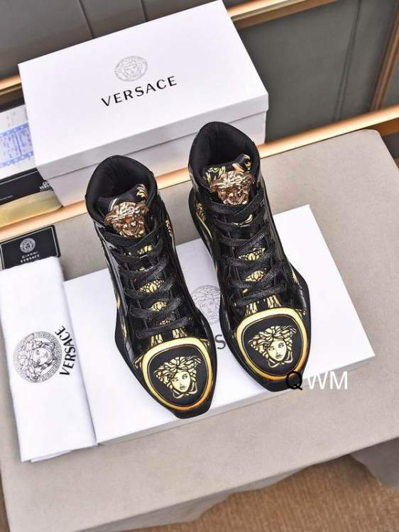 Picture of Versace Shoes _SKUVersacesz38-45WM090520386